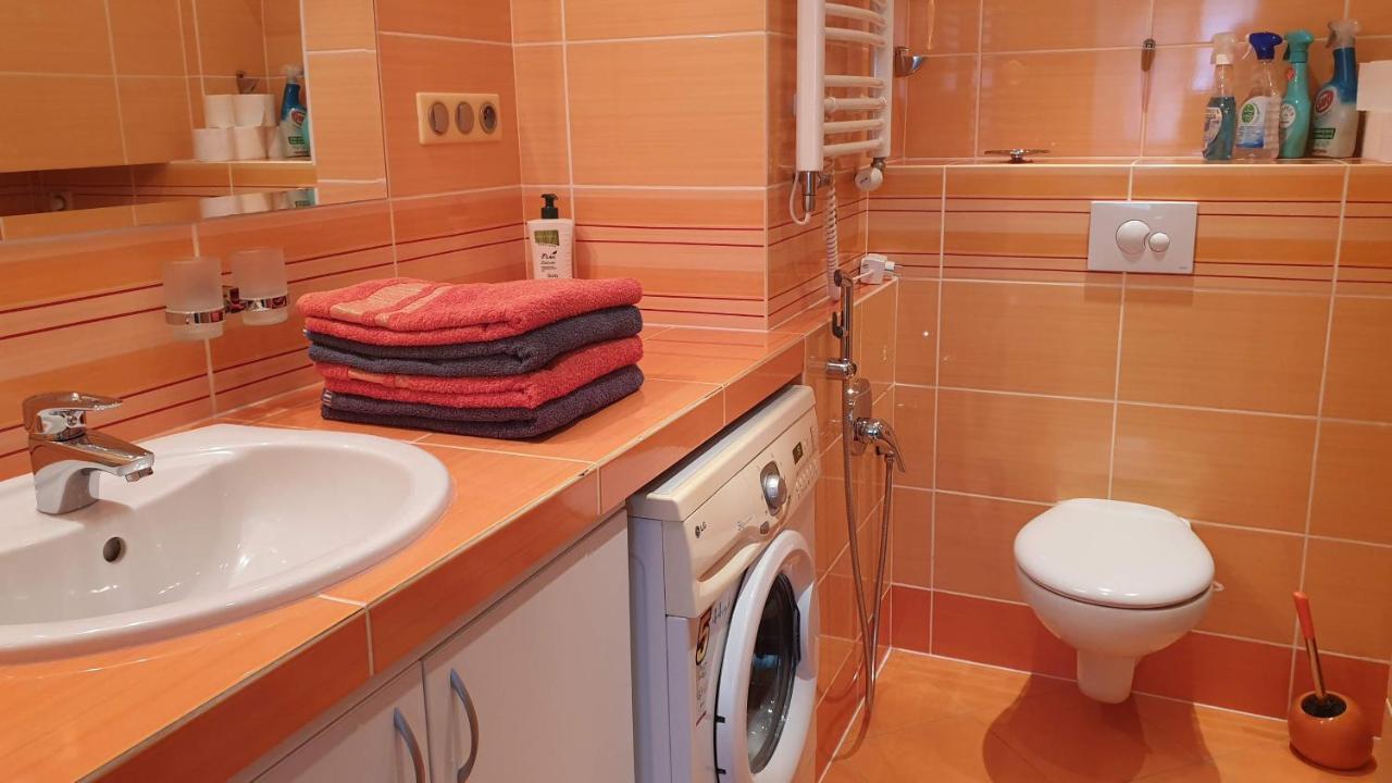 Spa Apartment Raisova KLV Exterior foto