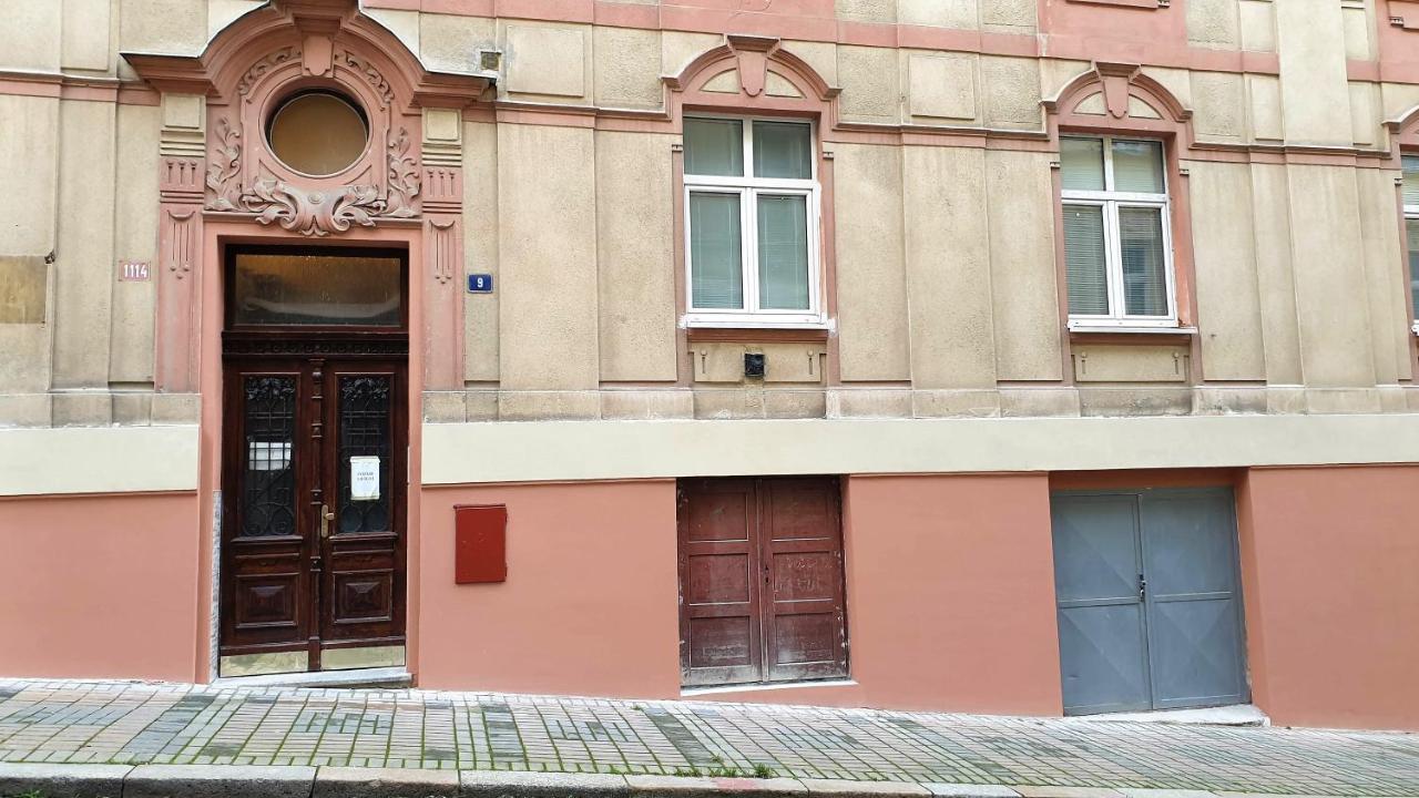 Spa Apartment Raisova KLV Exterior foto